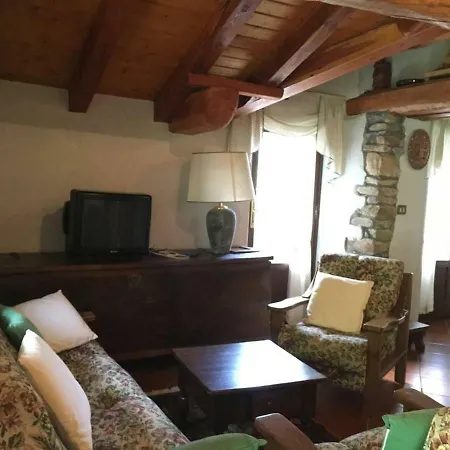 Rascard - Valle Di Gressoney Ferienhaus